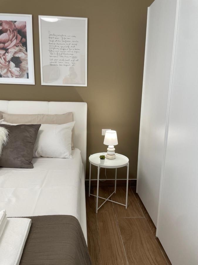 La Maison De Nini Apartment Verona Bagian luar foto